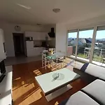 Apartament Anamarija *