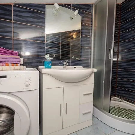 Anamarija Διαμέρισμα *