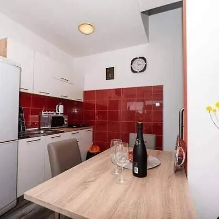 Anamarija Apartment Sukosan